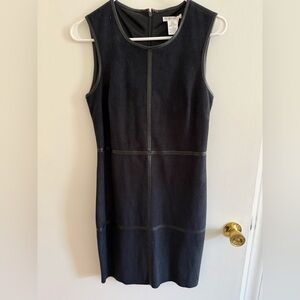 Esley Black Sleeveless Sheath Dress with Panel Stitching